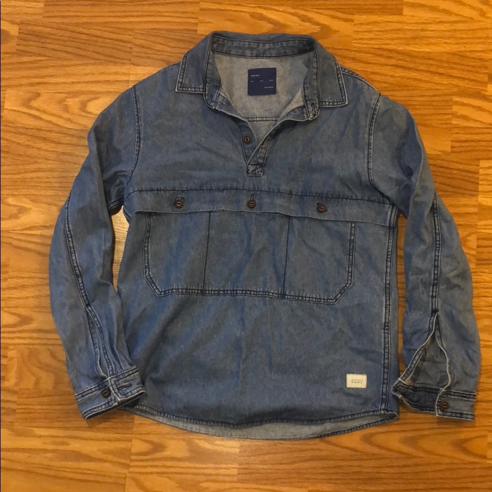 Zara men’s denim half button up